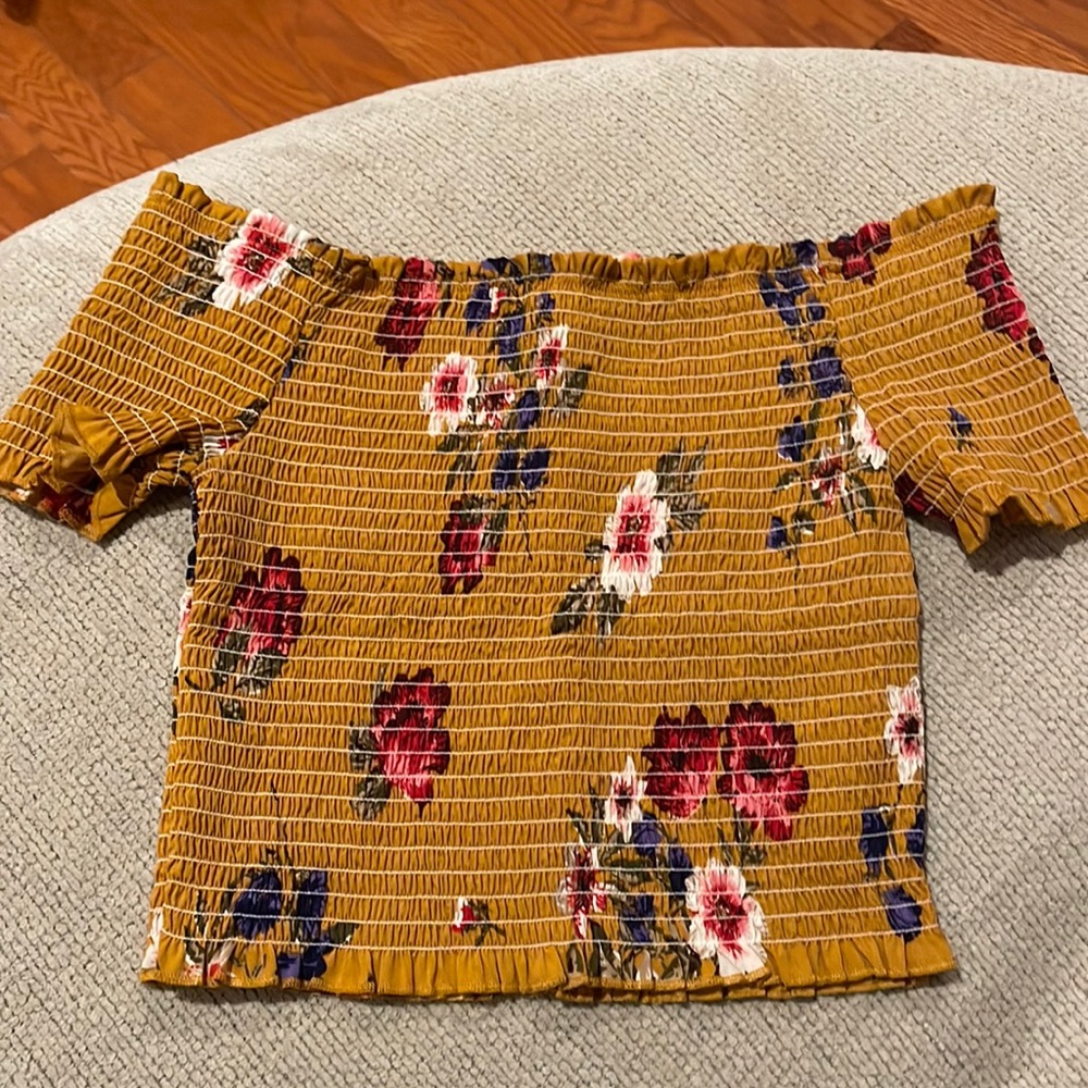 Womens shirt!